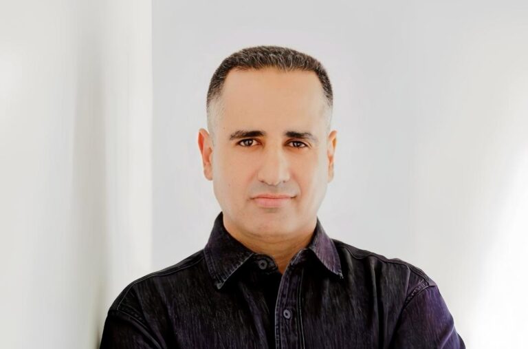 מוטי אזולאי | צילום: דבורה שוורצמן-בלאו