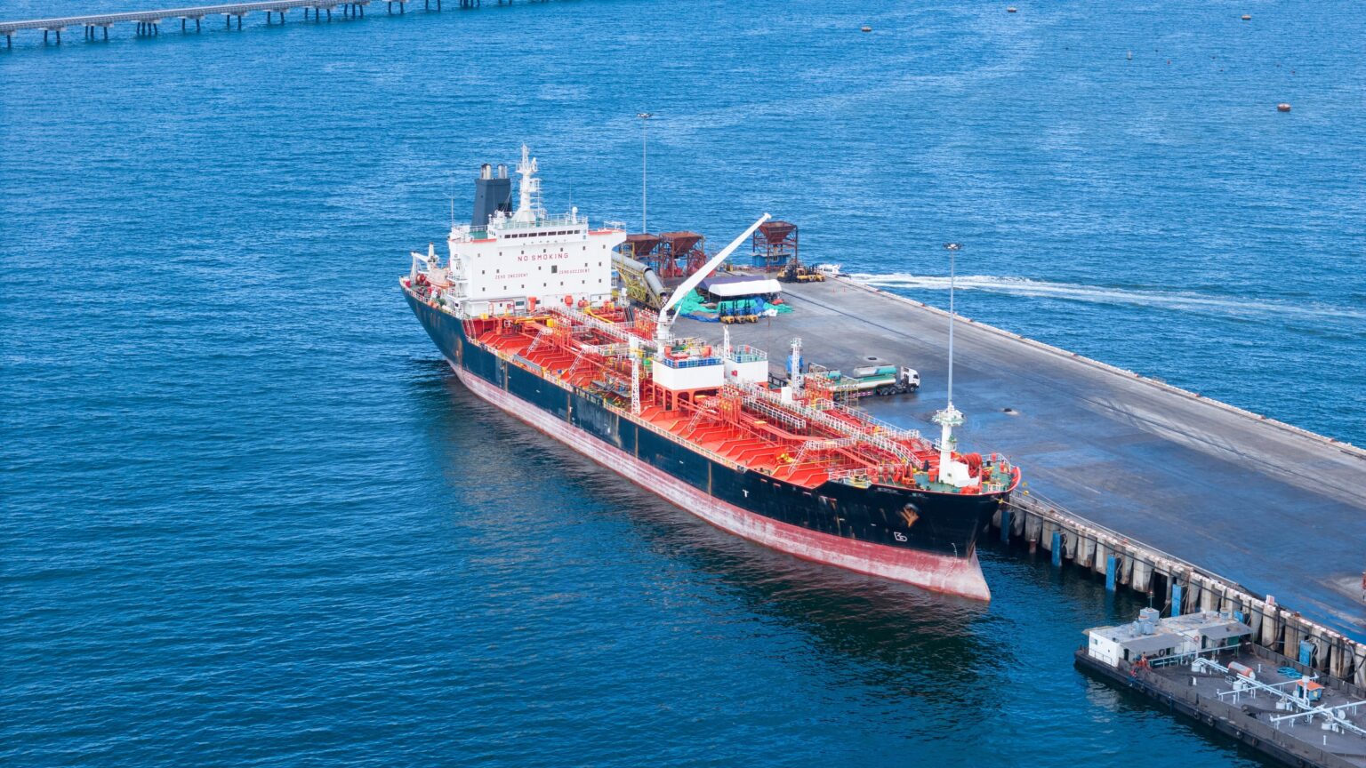 מכליות נפט הותקפו מול חופי עיראק