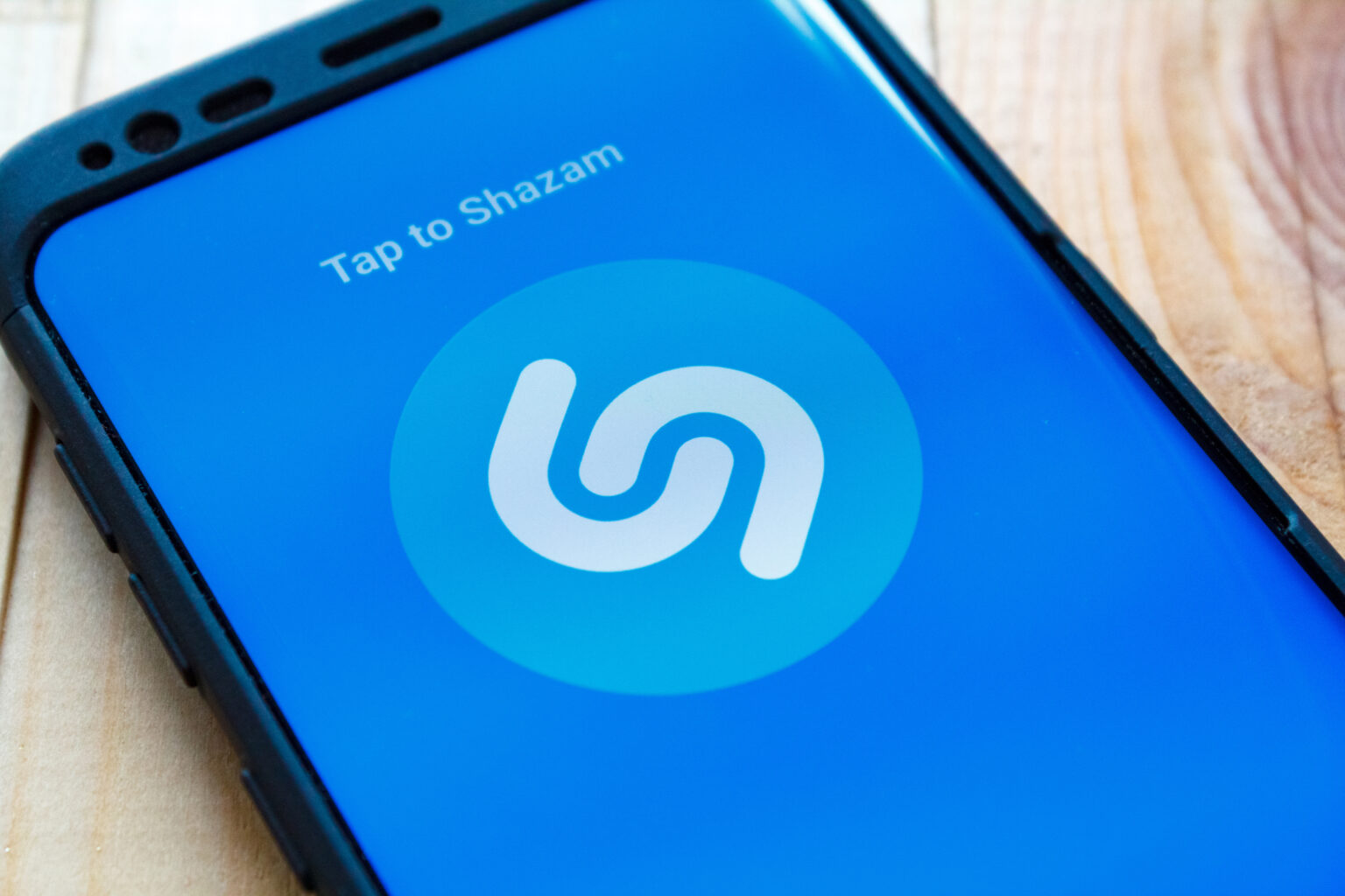 שיתוף פעולה חדש: זיהוי השירים של Shazam מגיע ל-ChatGPT