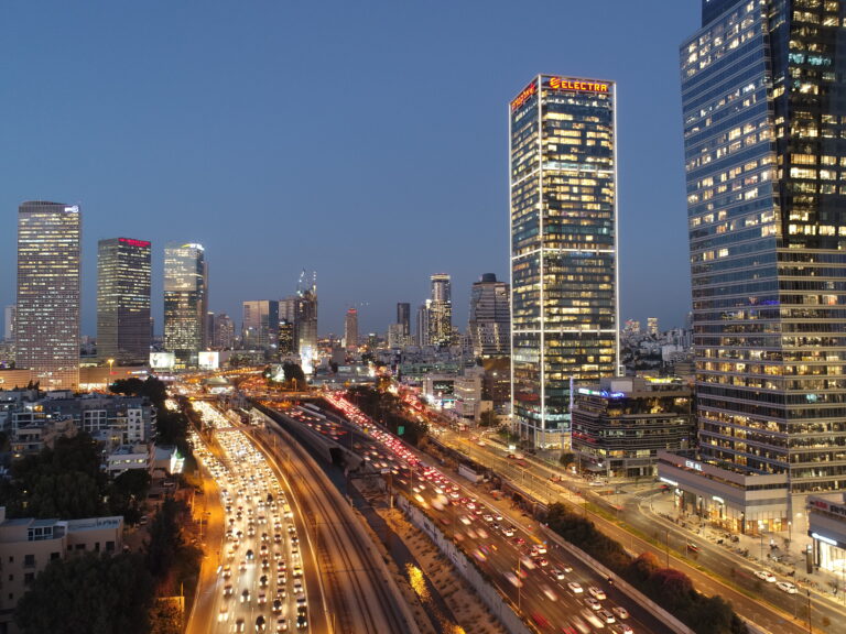 אלקטרה ברבעון מפתיע: זינוק של כ-60% ברווח הנקי