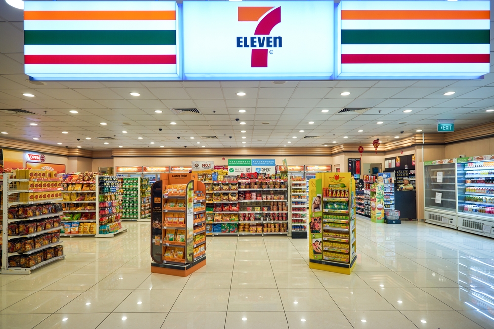 סבן אילבן (7-Eleven), סינגפור | צילום: שאטרסטוק