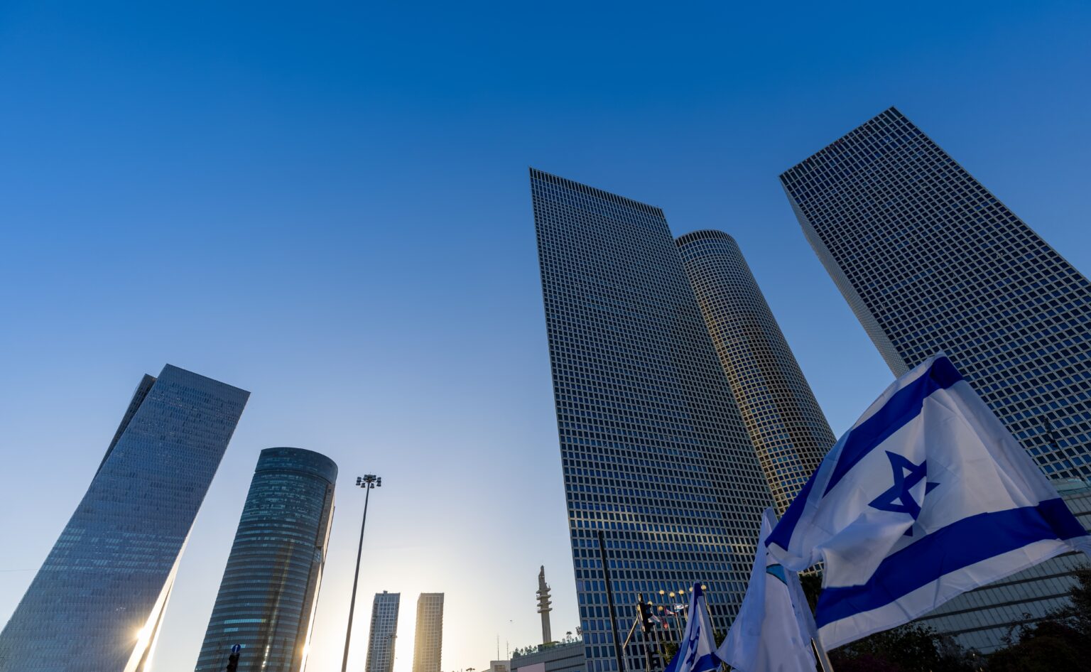 כלכלה תחת אש: זו המשימה הלאומית של ישראל בגיל 78