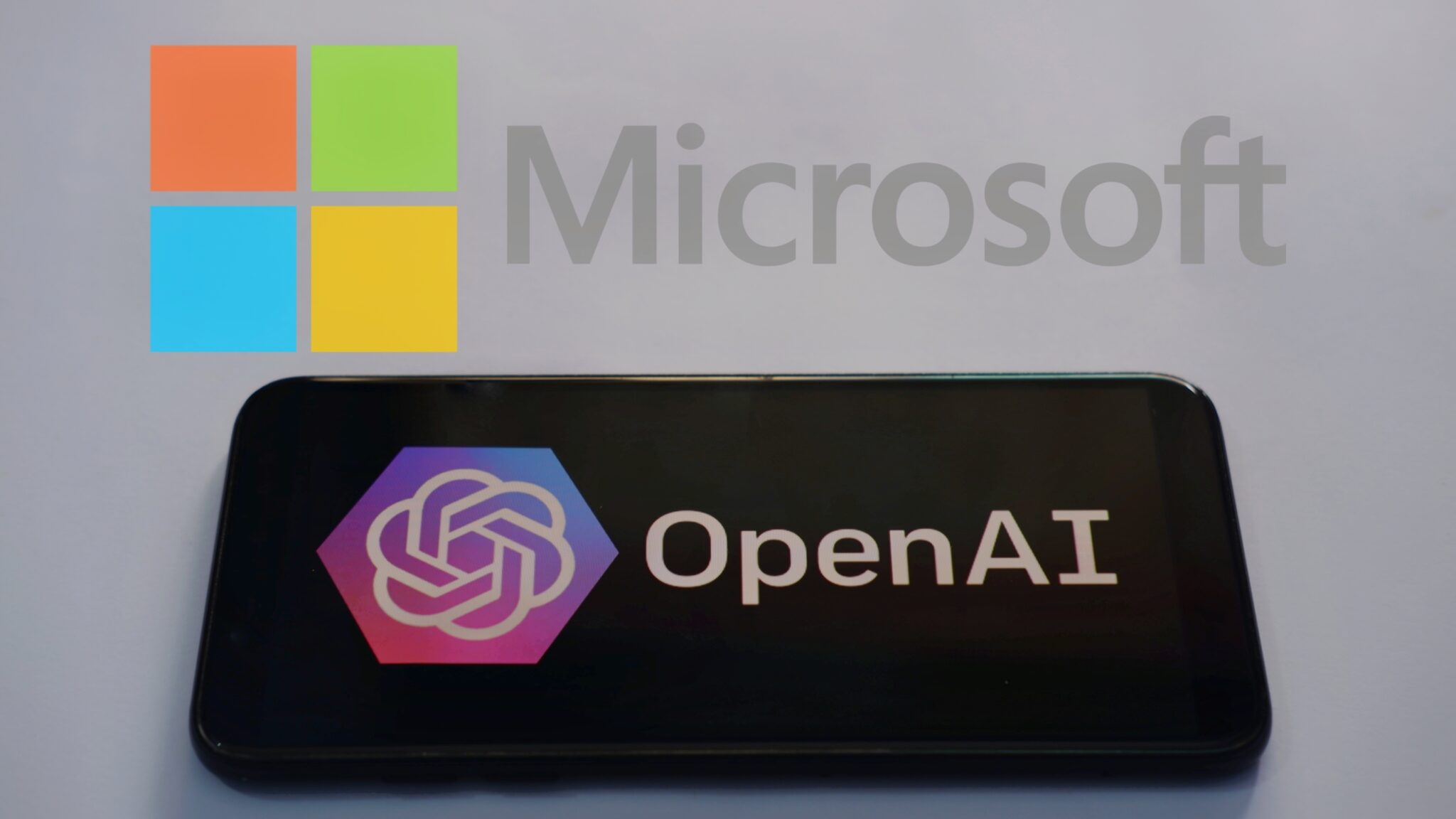 מיקרוסופט ו-OpenAI | צילום: שאטרסטוק