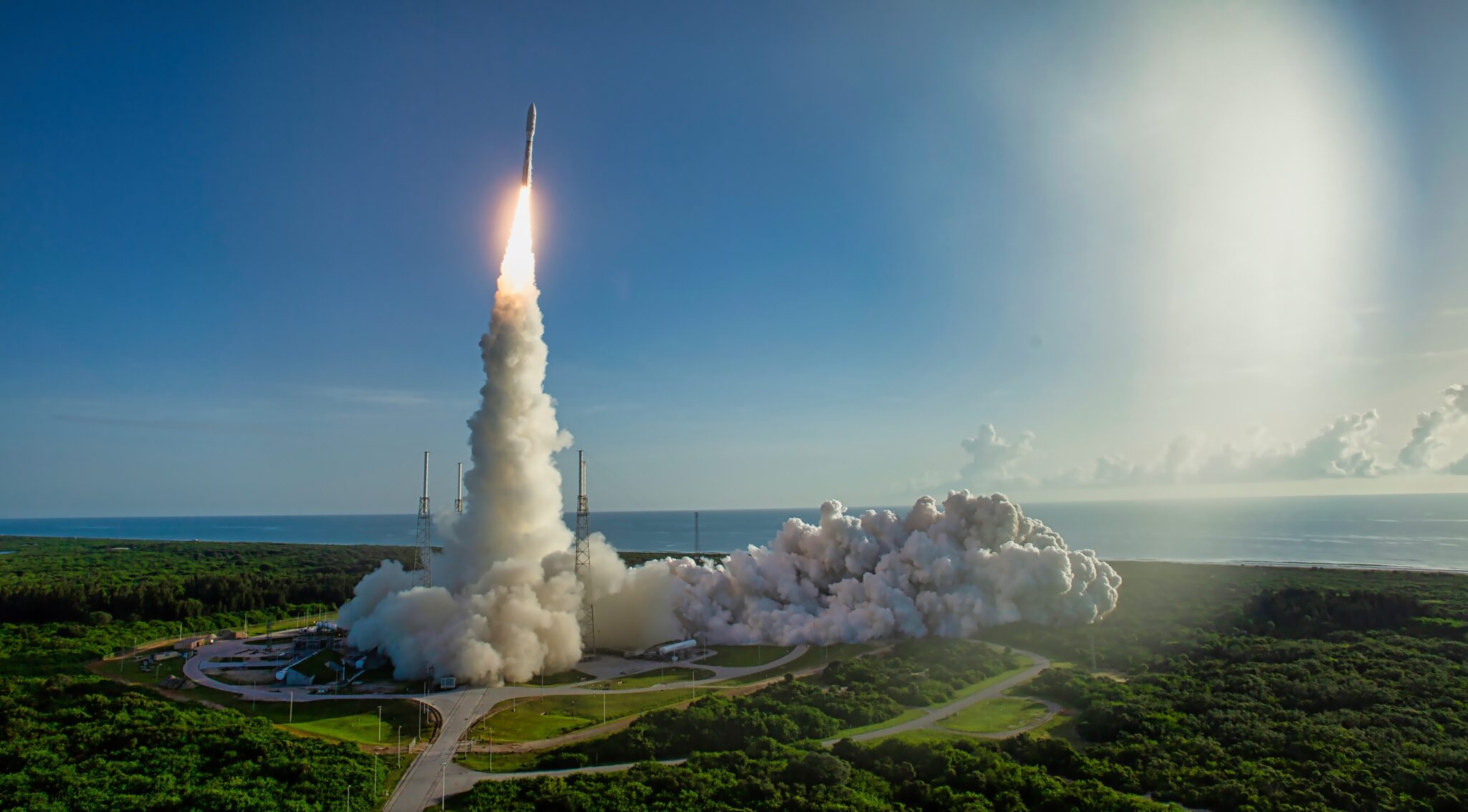 שיגור לחלל | צילום: שאטרסטוק