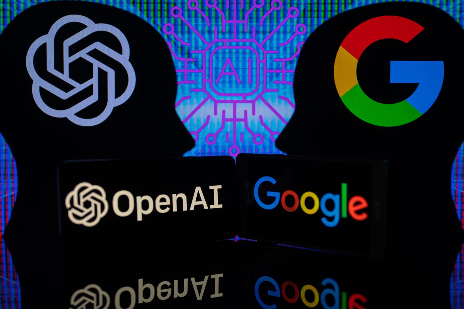 OpenAI גייסה את סמנכ"ל ההנדסה של גוגל, מאדריכלי Gemini