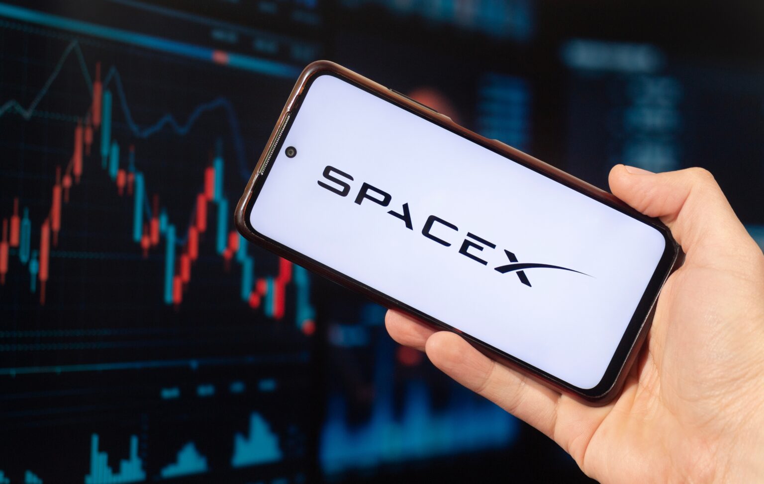 אחרי הזינוק המטאורי: מניית SpaceX צונחת בכ-8%
