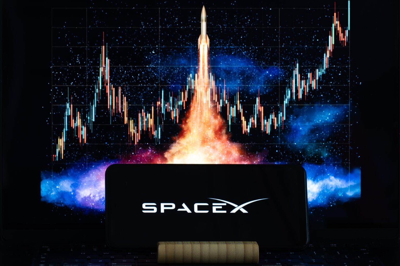 מניית SpaceX מזנקת במסחר המוקדם: האם כדאי להיכנס עכשיו?