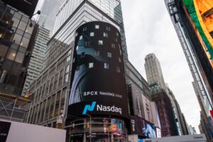 Spacex,Signage,Projected,On,Screen,Outside,Of,Stack,Exchange,At