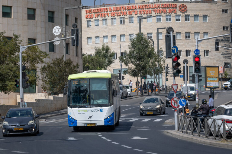מיליוני תיקופי נסיעות בתחבורה הציבורית – באיזו עיר נרשמו הכי הרבה?