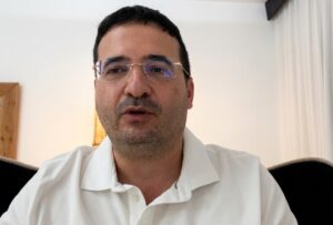 עופר ינאי