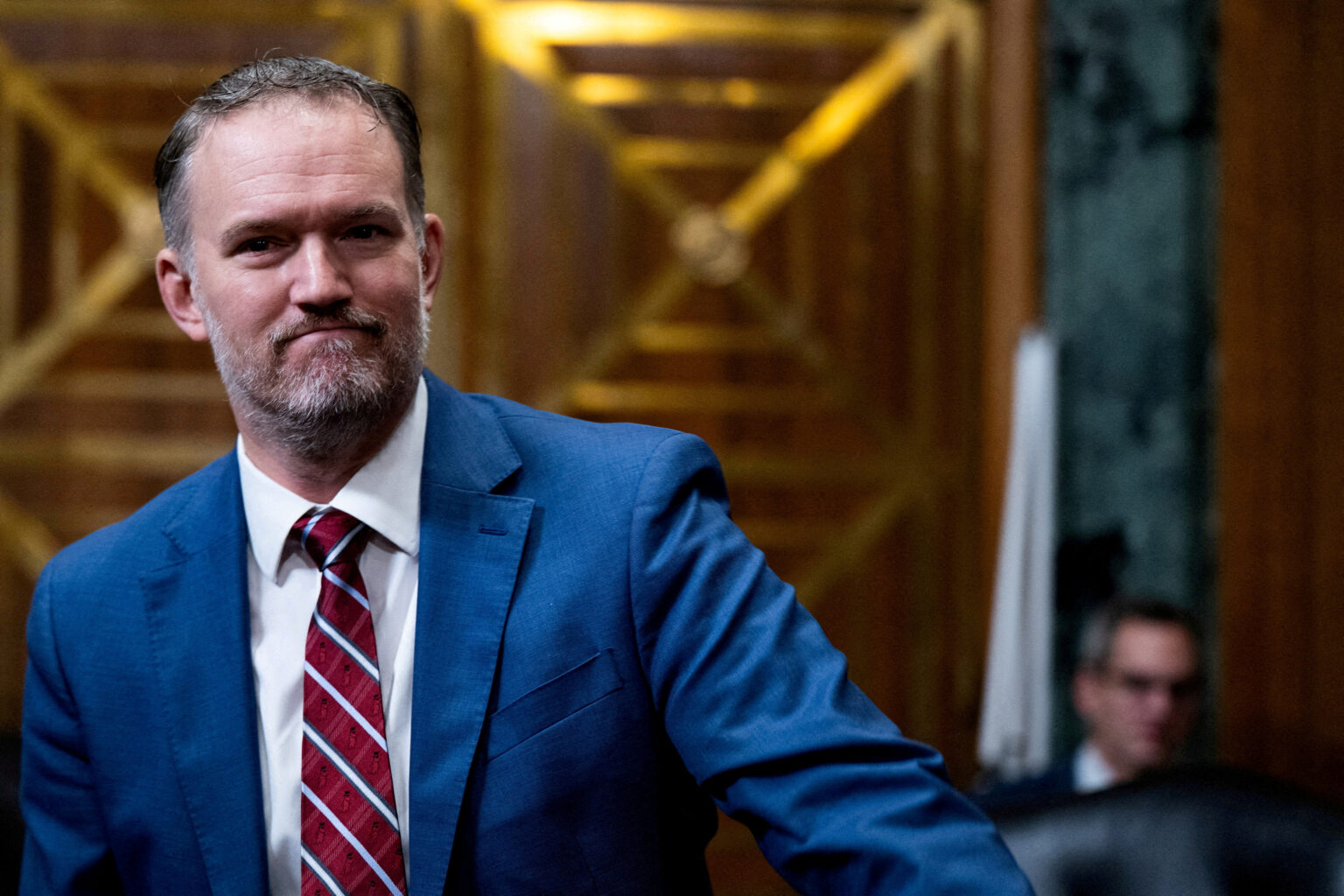 נציב הסחר של טראמפ חשף: מיליונים במזומן ובהשקעות