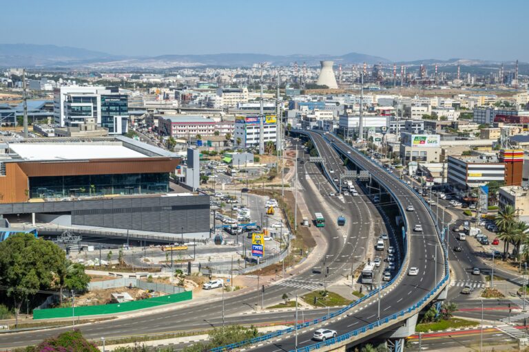 ירידה בריכוזי הבנזן: התלמידים בקריית אתא חוזרים לשגרה